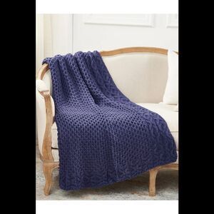 Home Reflections Knit XOXO Throw Blue